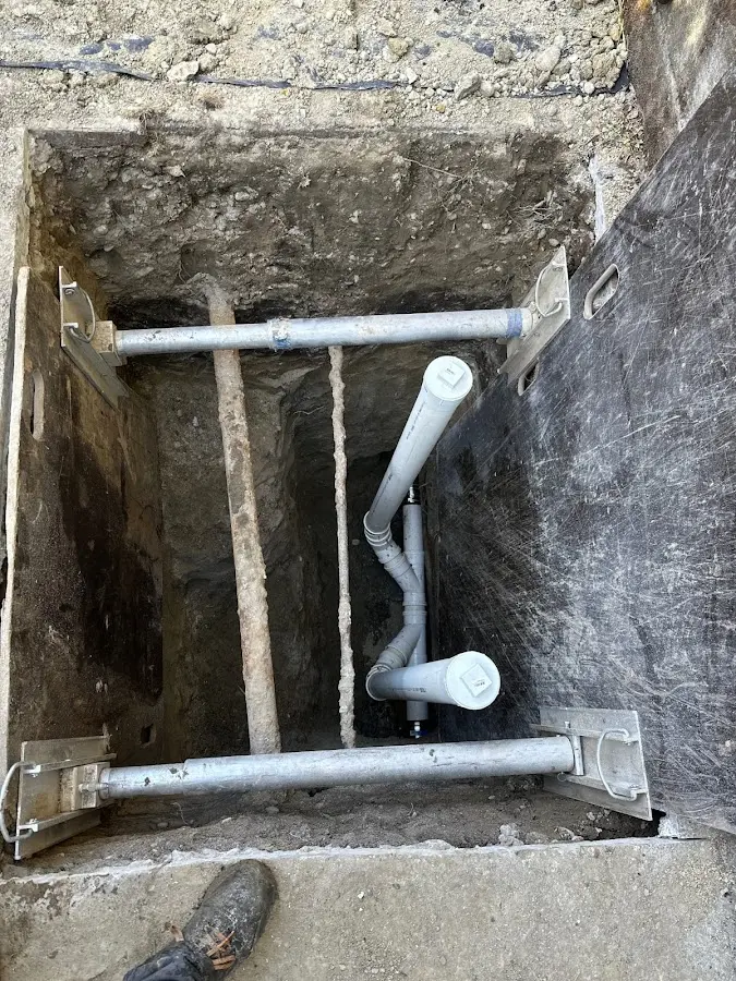 Experienced plumber completing Drain Cleaning work in Pacific